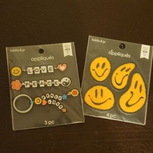 hildie & jo Yellow Smiley Face & Multi-Color 'Love Peace' Kids Appliqués Pack